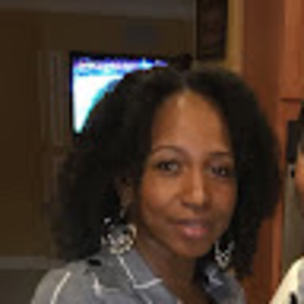 Meet your Posher, Yolanda